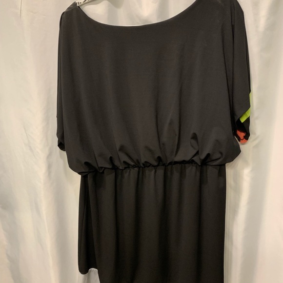 Color Block Dress - Picture 2 of 4